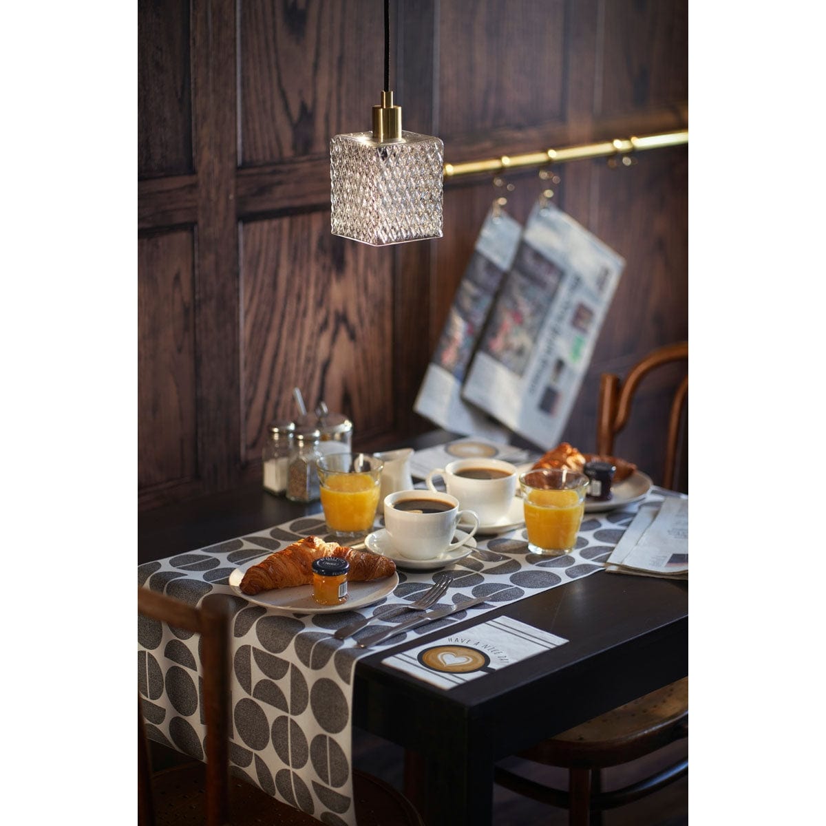 Duni Dunicel Tête-à-Tête-Motiv-Tischläufer, Shapes, 0,40 x 24 m