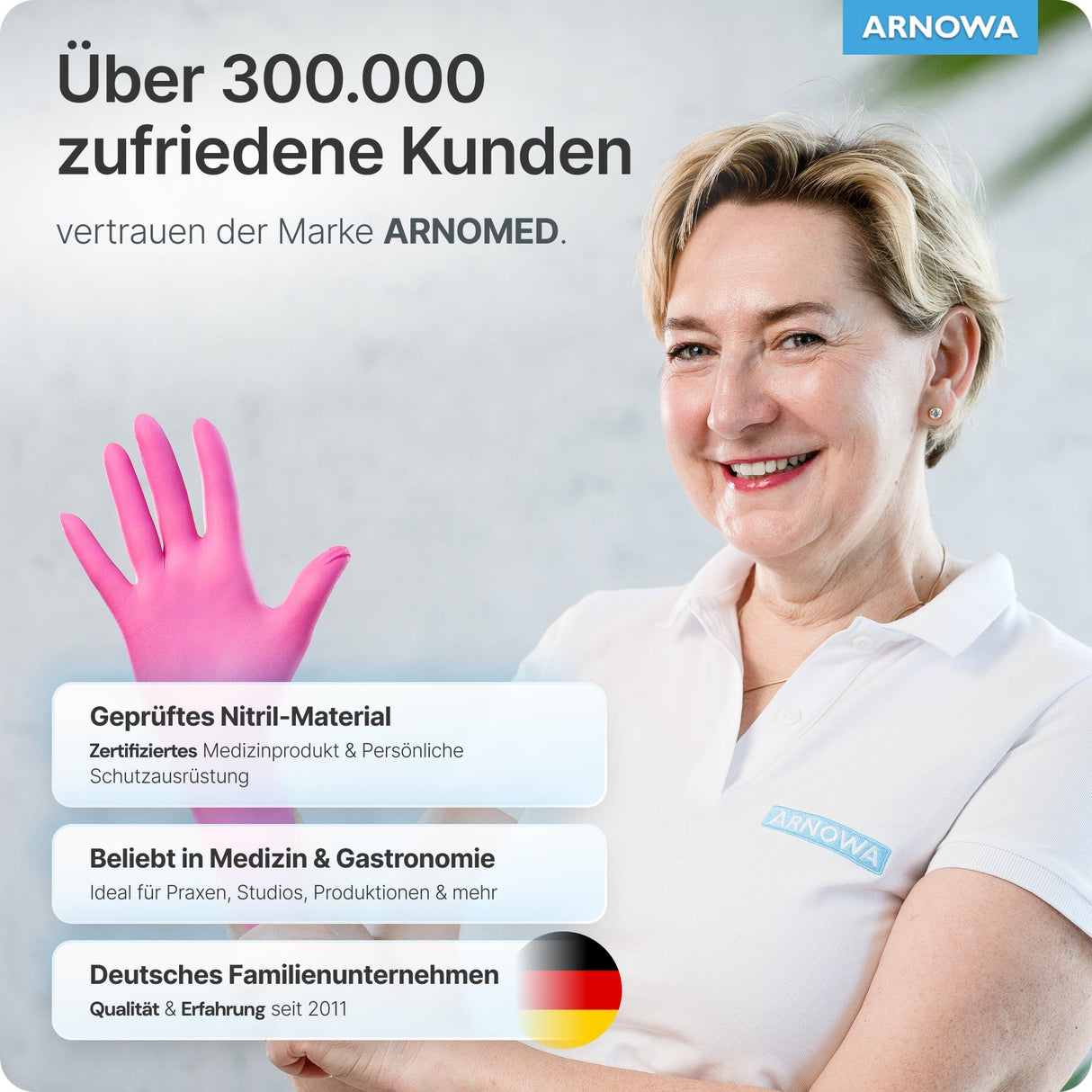 ARNOMED Einweghandschuhe Nitril Pink (Magnolia Pink) in Verwendung, ideal für Medizin und Gastronomie.