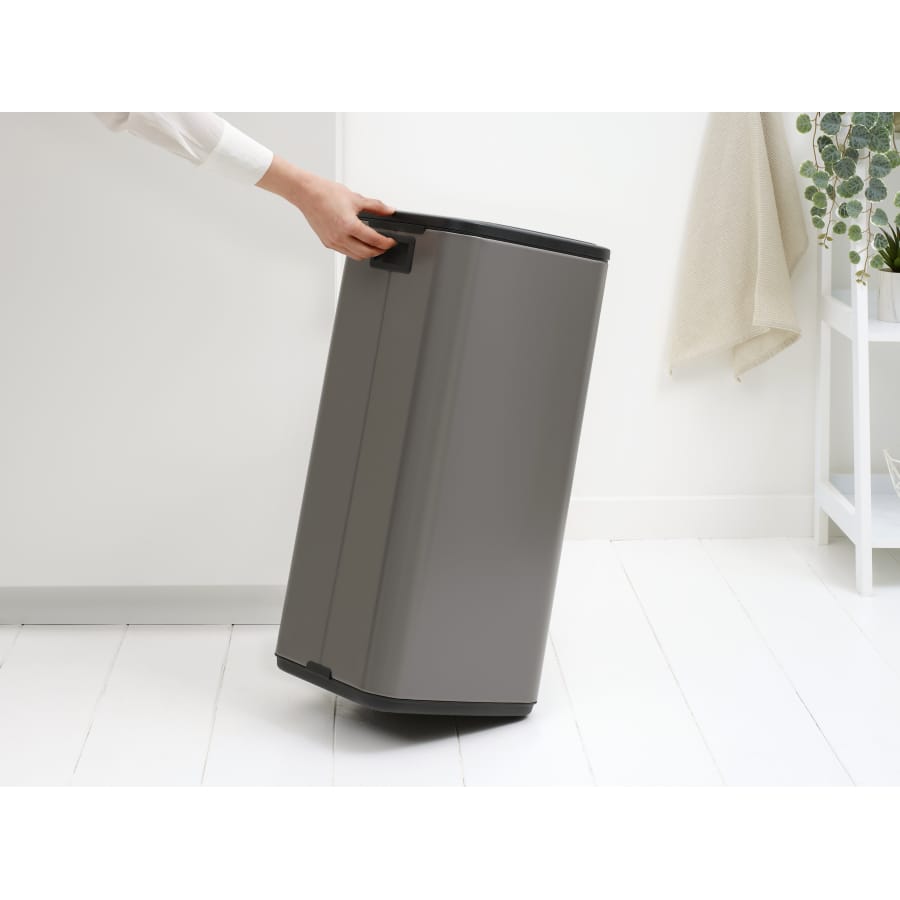 Brabantia Bo Touch Bin Abfalleimer mit Soft-Touch-Öffnung, 30 Liter