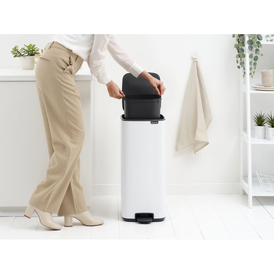 Brabantia Bo Treteimer mit Pedal, 30 Liter