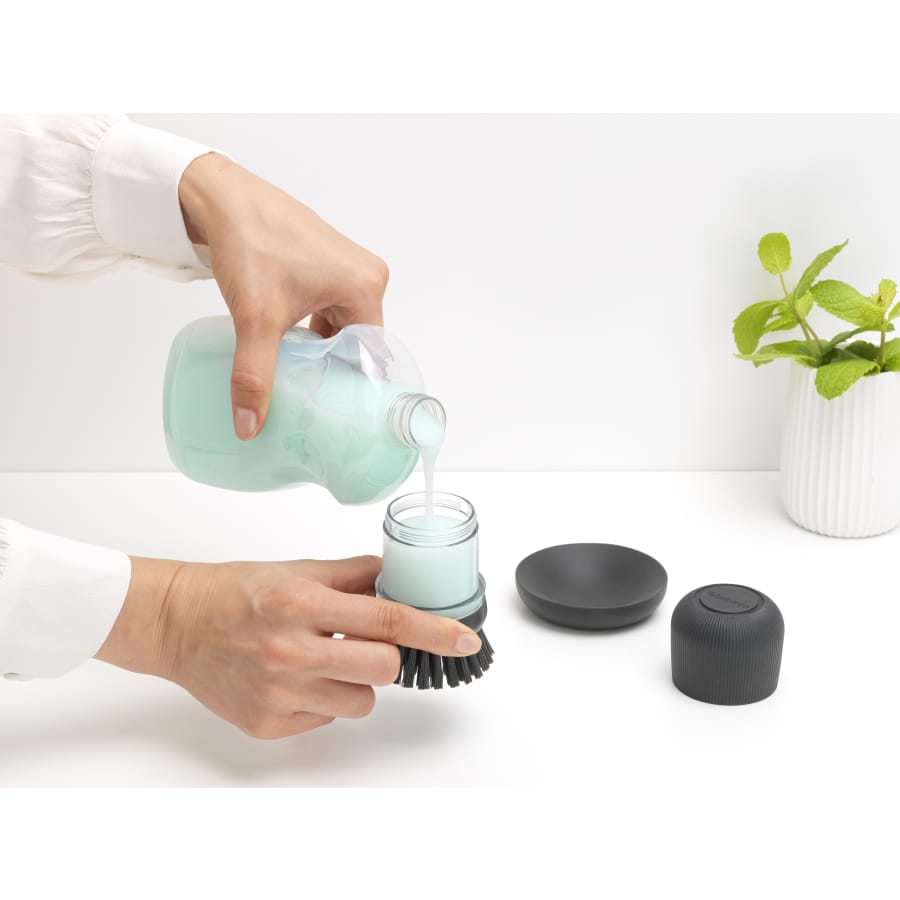 Brabantia SinkSide Geschirrbürste mit Spülmittelspender und Auffangschale