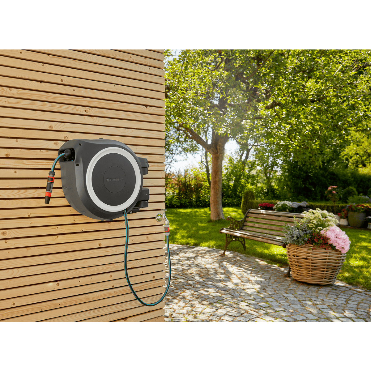 Gardena Wand-Schlauchbox RollUp L mit 30 m Schlauch