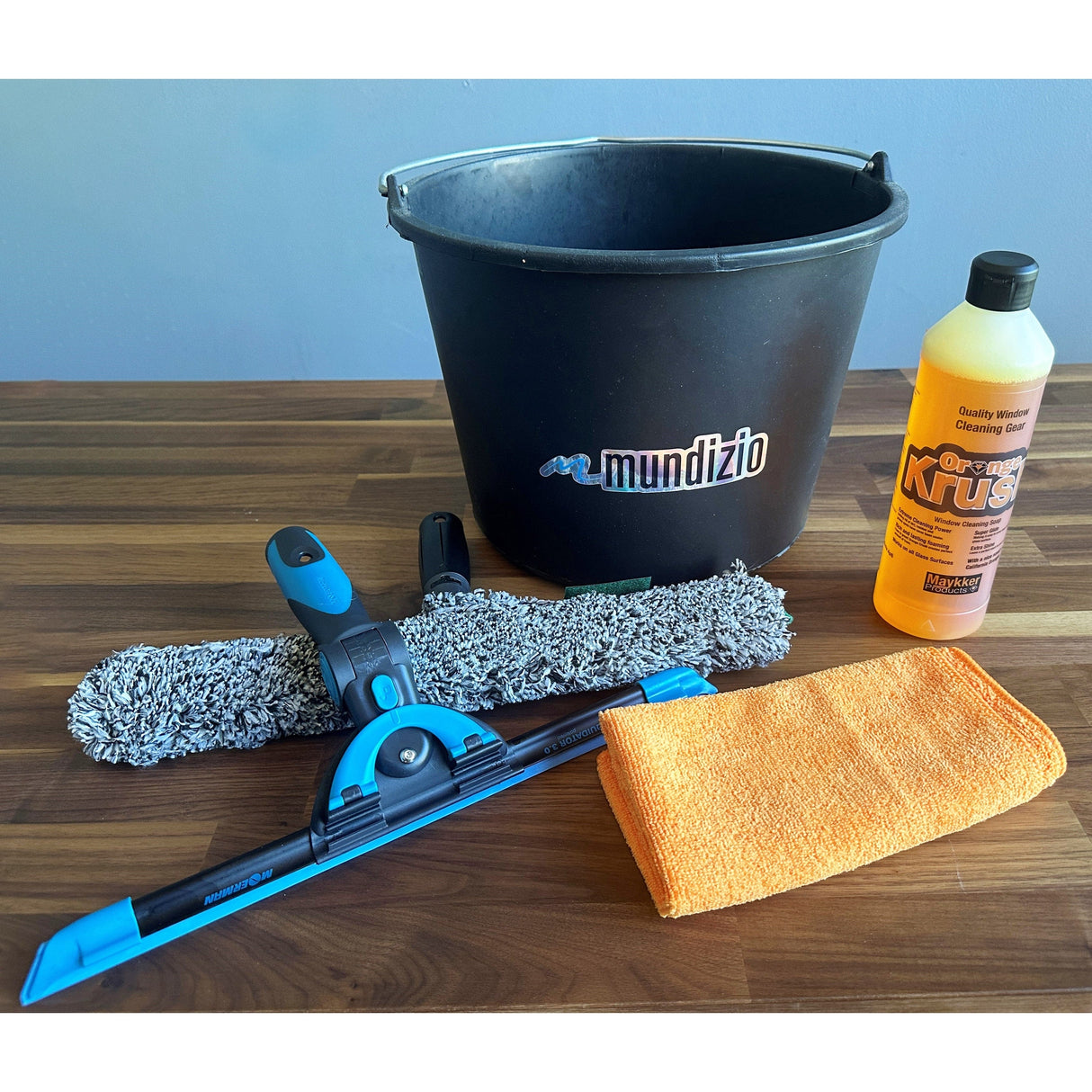 Profi Glasreinigungsset aus 3 verschiedenen Profi Marken