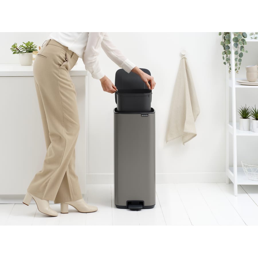 Brabantia Bo Treteimer mit Pedal, 30 Liter