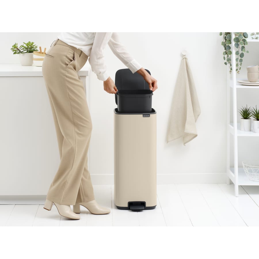 Brabantia Bo Treteimer mit Pedal, 30 Liter