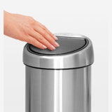 Brabantia NewIcon Touch Bin Abfallbehälter, 3 Liter, Edelstahl, Wandmontage