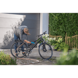 Gardena Cleansystem Fahrradbürste mit Schlauchanschluss