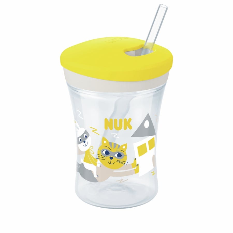 NUK Action Cup Trinkflasche mit Drehverschluss