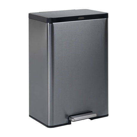 Rubbermaid® Elite® Treteimer, 45 L