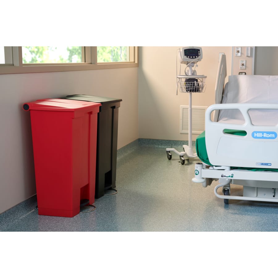 Rubbermaid Step-On Treteimer 87 l